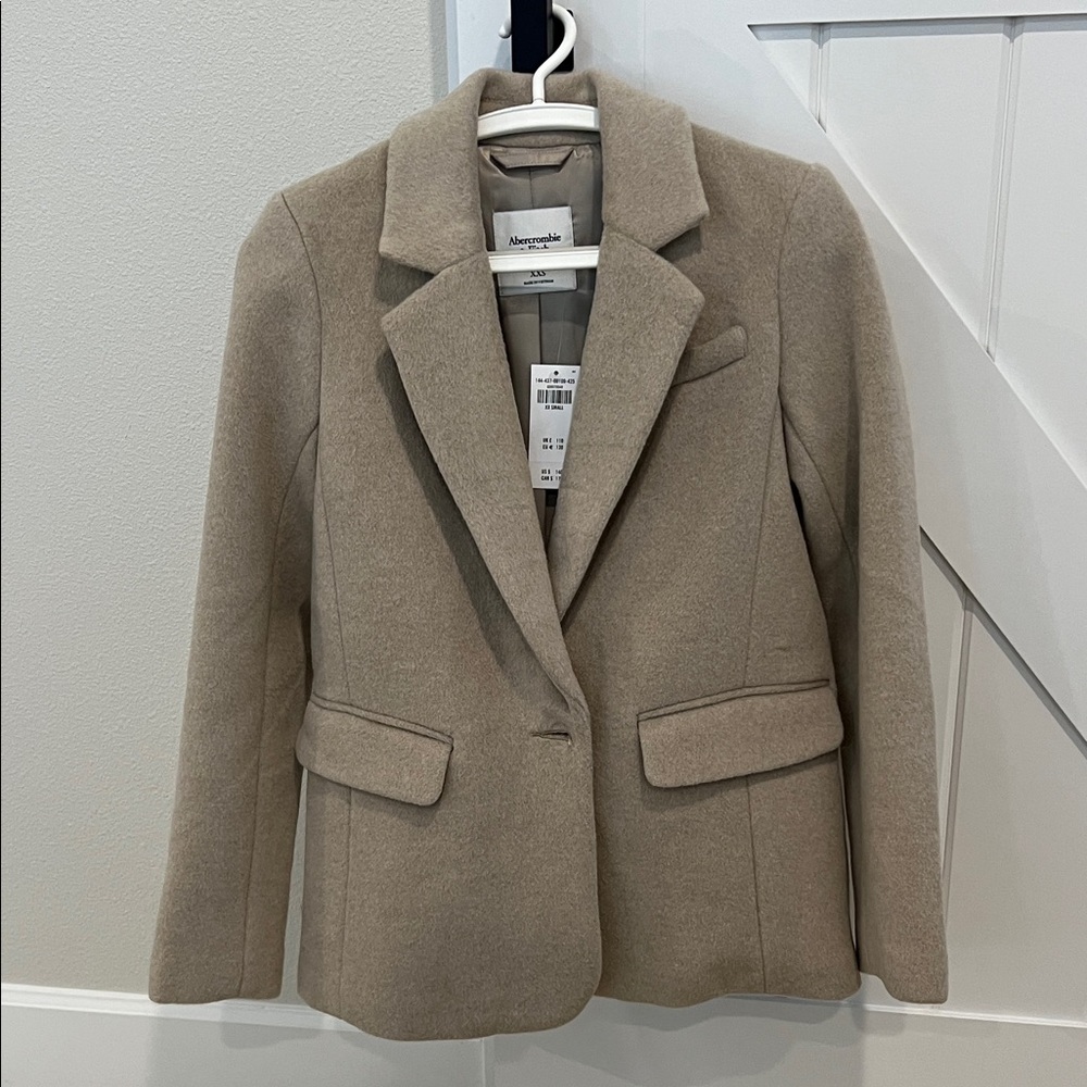 BNWT A&F Wool Blazer